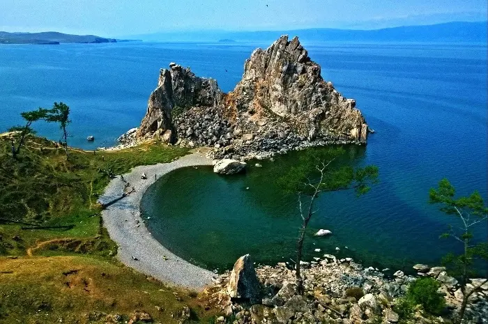 Legenda dan Mitos Misterius di Balik Keindahan Danau Baikal